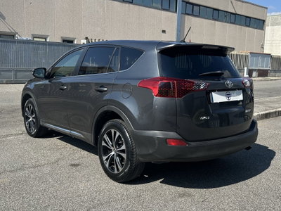 Toyota Rav4 D-4D 2WD (6)