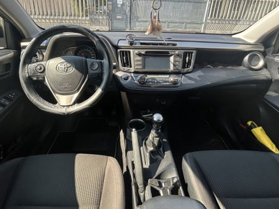 Toyota Rav4 D-4D 2WD (9)