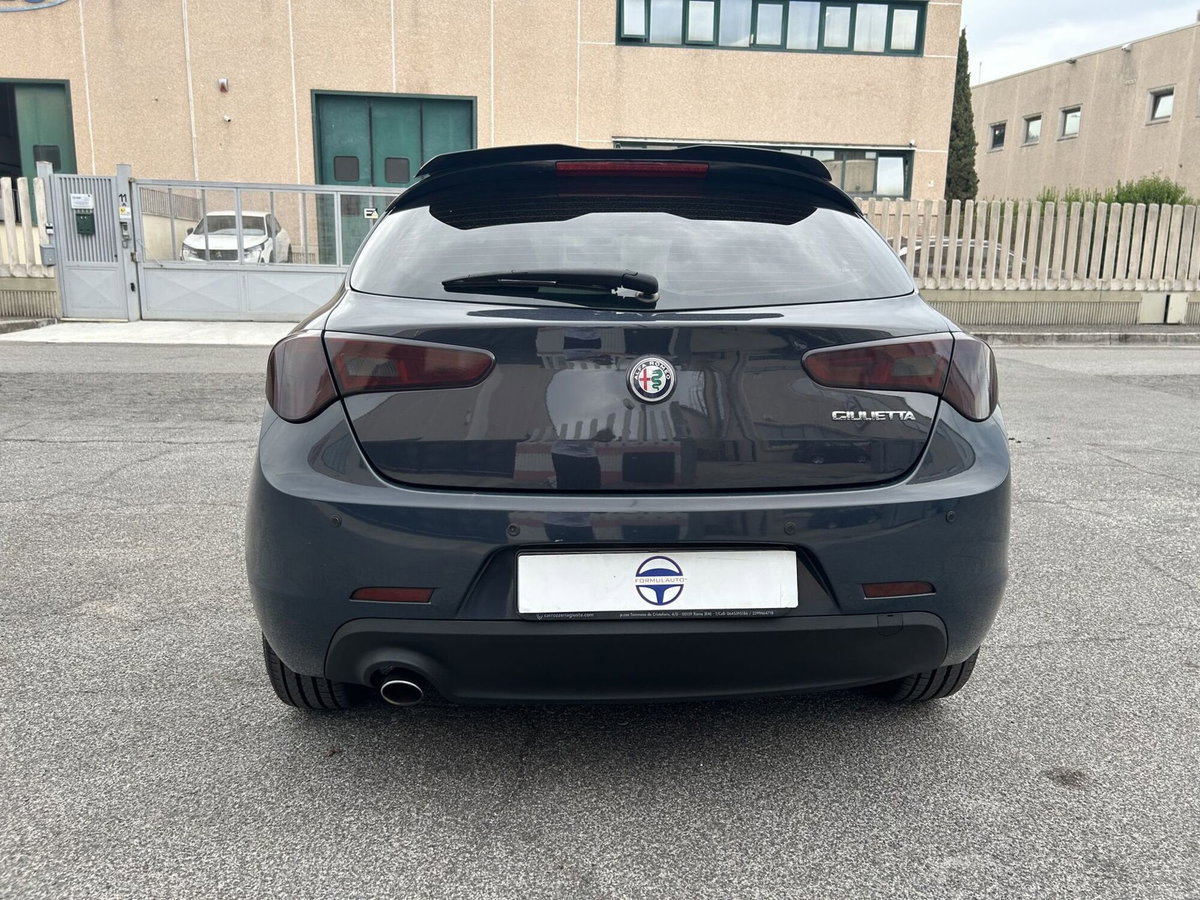 Alfa Romeo Giulietta 1.6 JTDm Business 120cv (5)
