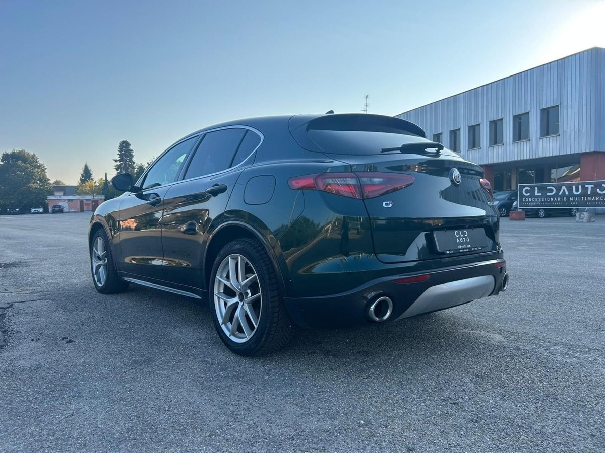 Alfa Romeo Stelvio Stelvio 2.2 Turbodiesel 190 CV AT8 Q4 Ti (2)