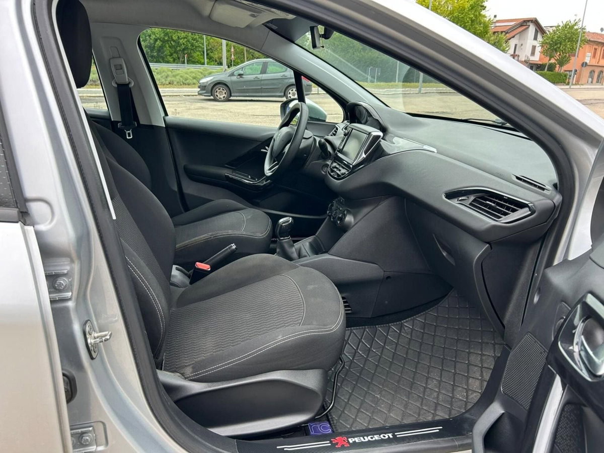 Peugeot 208 75 5 porte Allure (9)