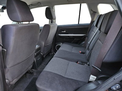Suzuki Grand Vitara 1.9 DDiS 5 porte Crossover (9)