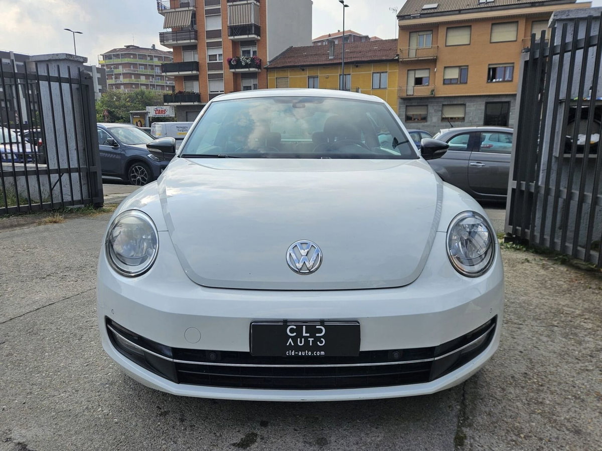 Volkswagen Maggiolino 2.0 TSI DSG Sport (2)