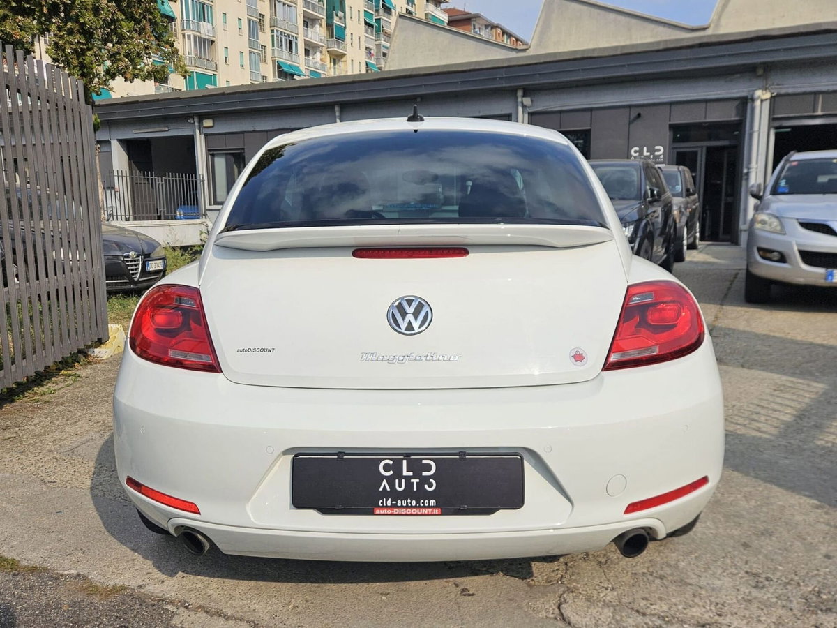 Volkswagen Maggiolino 2.0 TSI DSG Sport (5)