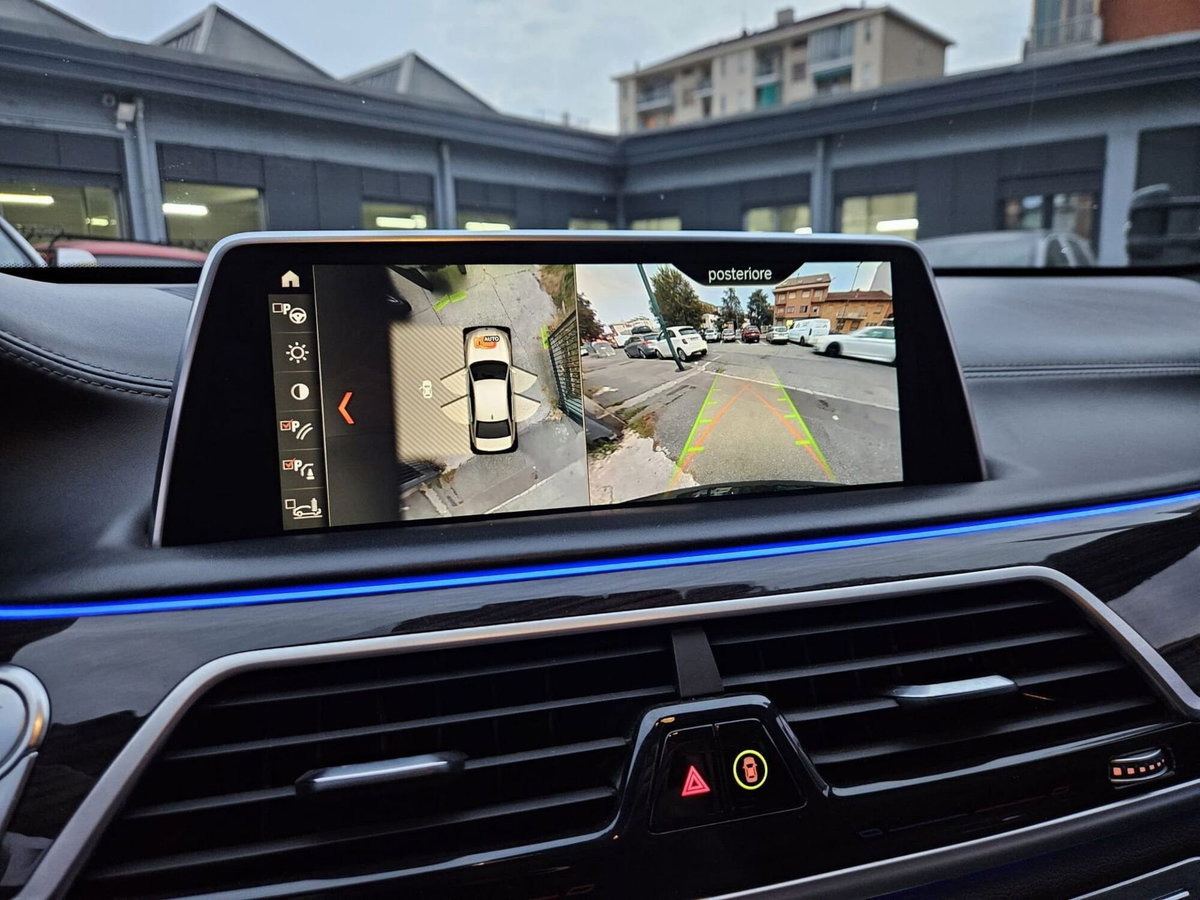 BMW Serie 7 730d xDrive Eccelsa (16)