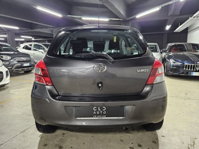 Toyota Yaris 1.3 5 porte Sol (4)