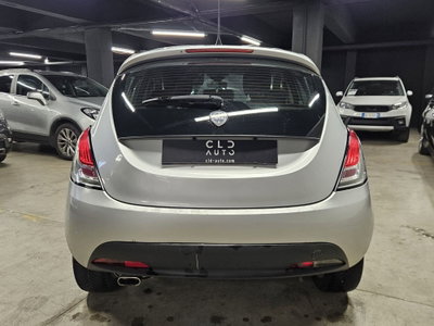 Lancia Ypsilon 1.2 69 CV 5 porte Silver (5)