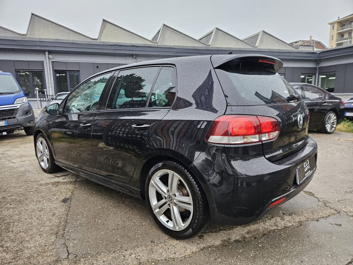Volkswagen Golf 1.6 TDI 5p. Highline BlueMotion Technology (4)