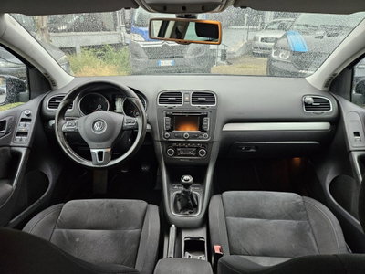 Volkswagen Golf 1.6 TDI 5p. Highline BlueMotion Technology (9)