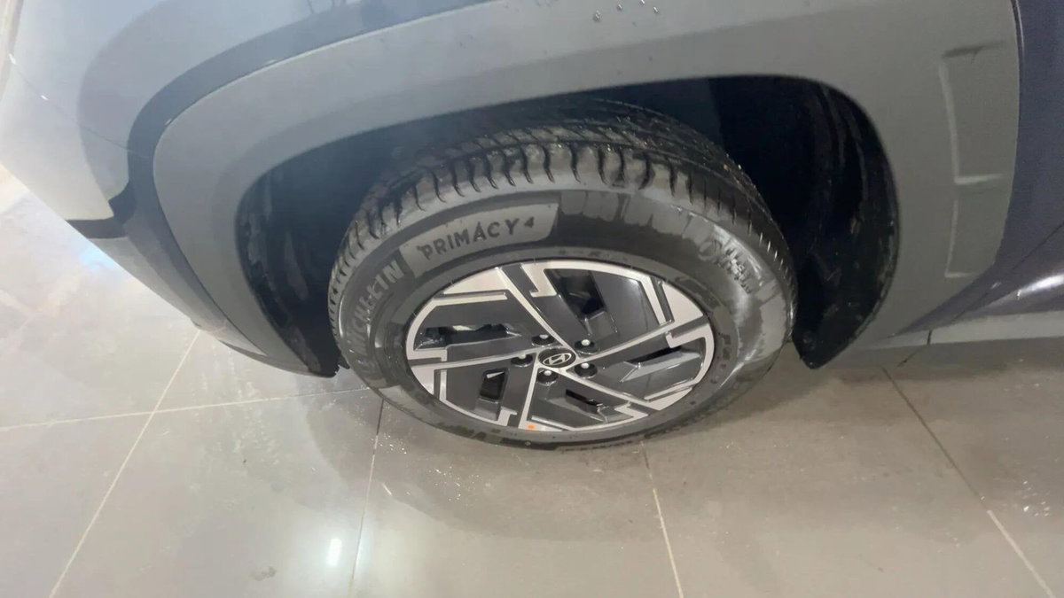 Hyundai Tucson 1.6 crdi 48V NLine 2wd dct (10)