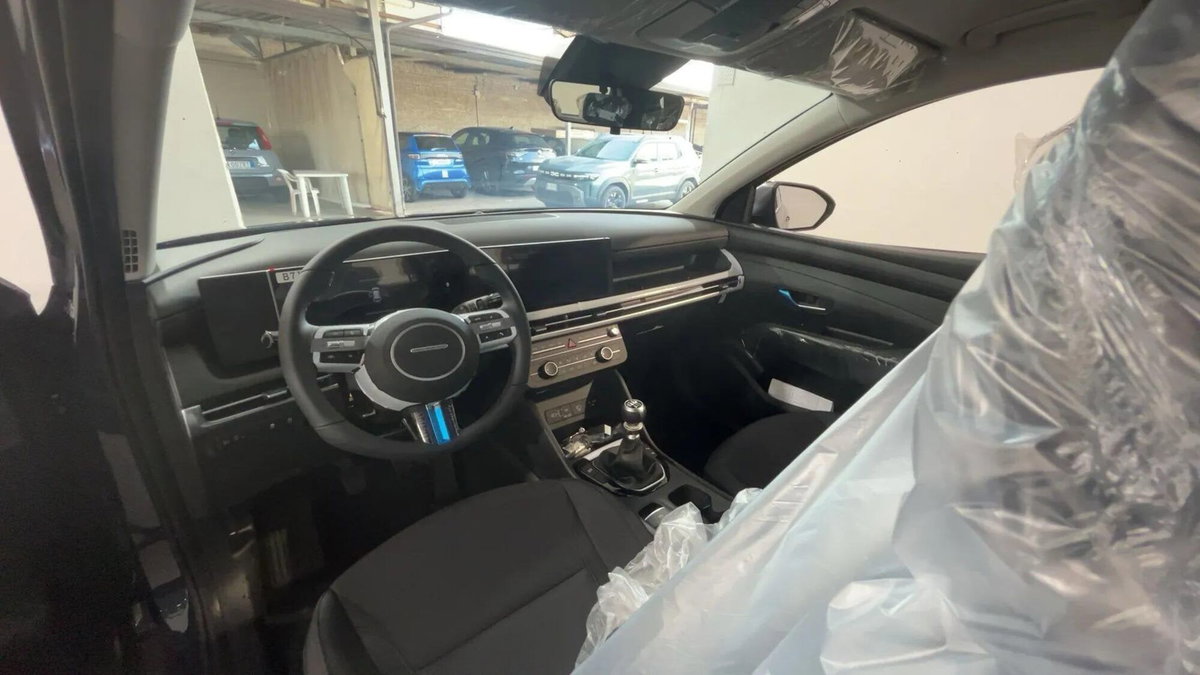 Hyundai Tucson 1.6 crdi 48V NLine 2wd dct (13)