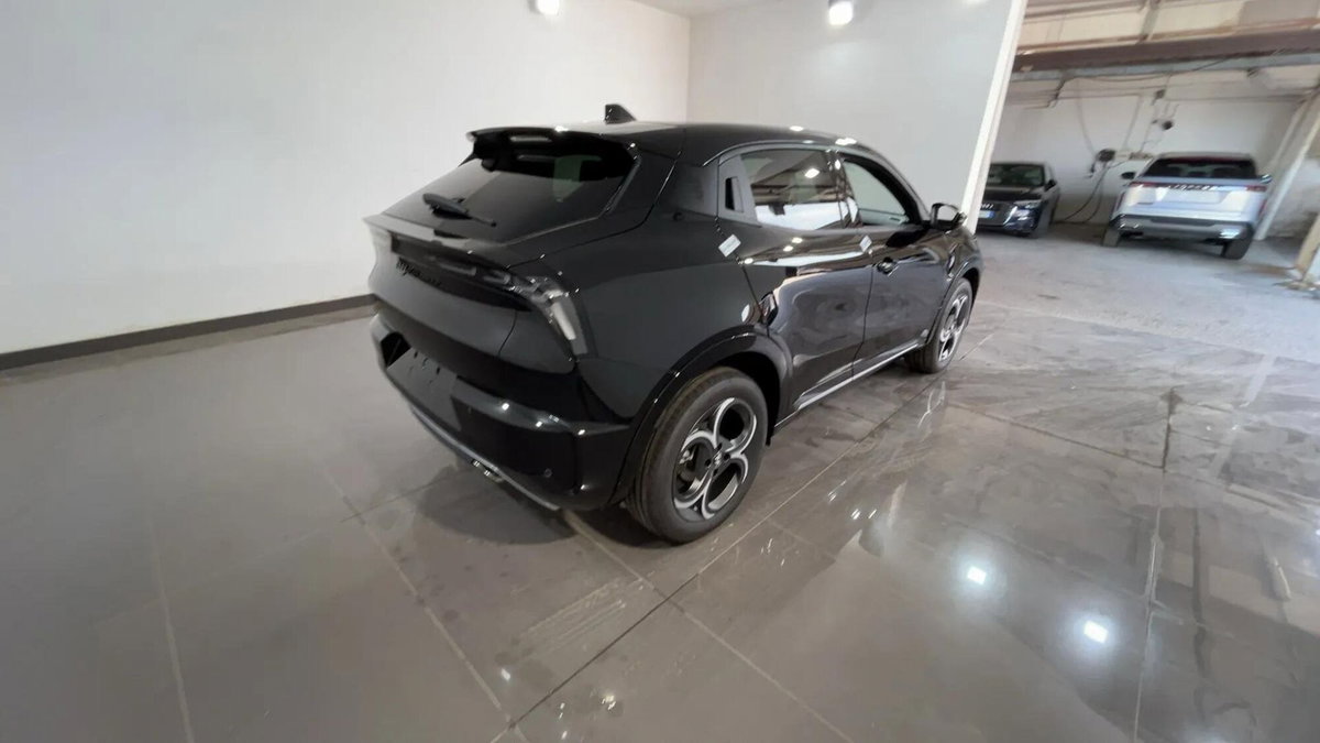 Alfa Romeo Junior 1.2 ibrida Sport Speciale 145cv edct6 (6)