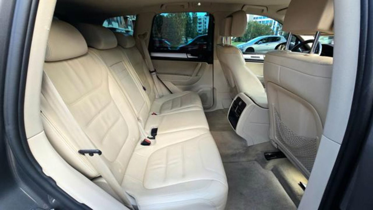 Volkswagen Touareg 3.0 TDI tiptronic BlueMotion Technology (19)
