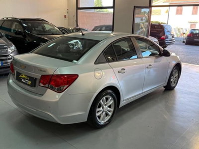 Chevrolet Cruze 1.7 Diesel 4 porte LTZ MyLink (10)