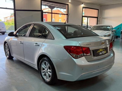Chevrolet Cruze 1.7 Diesel 4 porte LTZ MyLink (13)