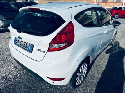 Ford Fiesta 1.4 3 porte Bz.- GPL Titanium (5)