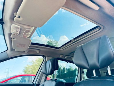 Renault Scenic E-Tech Electric 1.5 dCi 110CV EDC Bose (8)