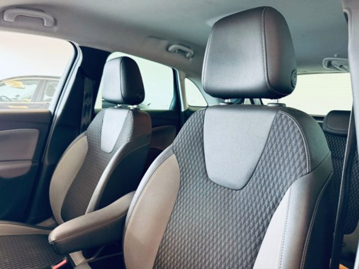 Opel Crossland X 1.5 ECOTEC D 102 CV Start&Stop Innovation (11)