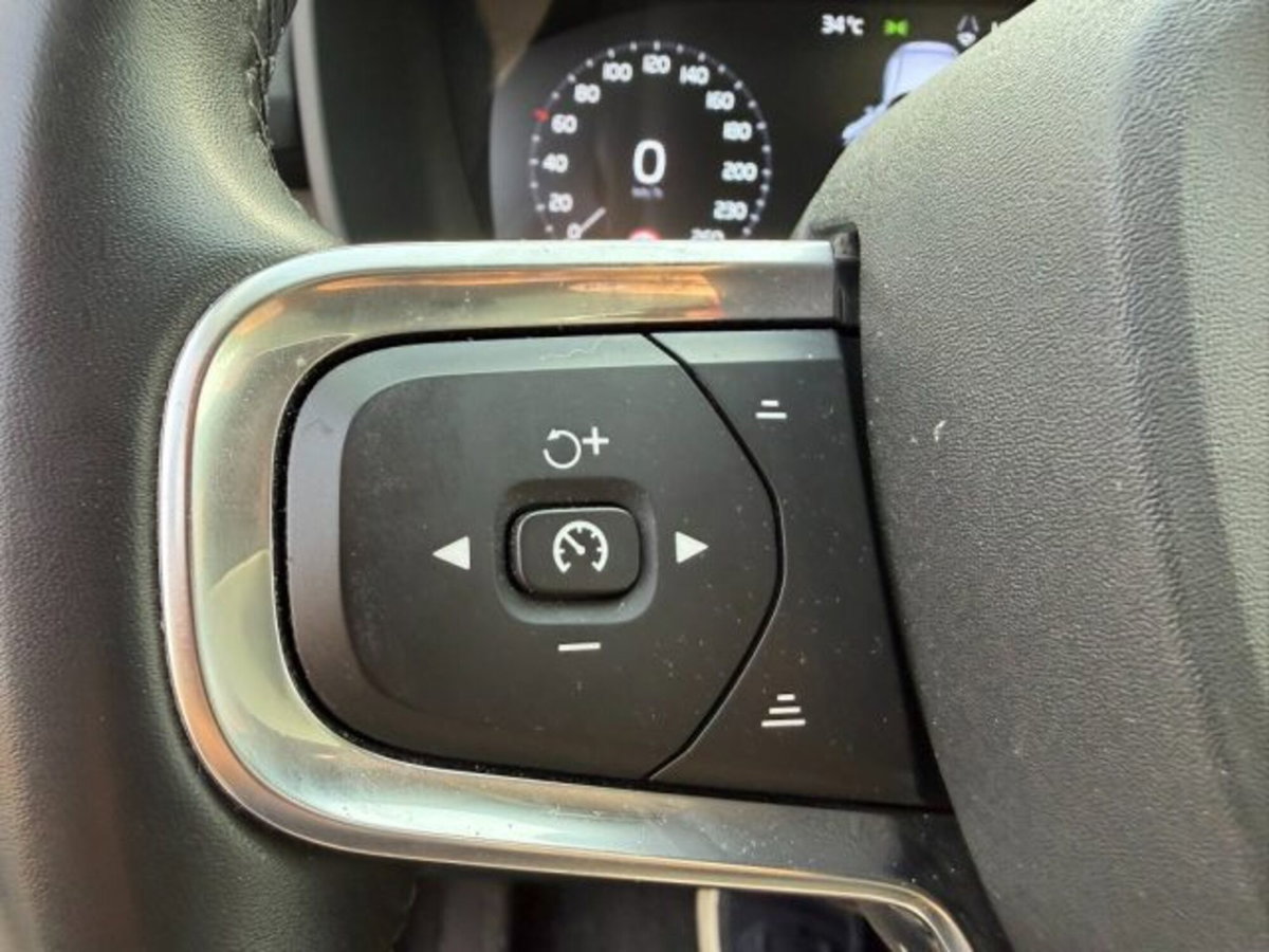 Volvo XC40 D3 Geartronic Business Plus (14)
