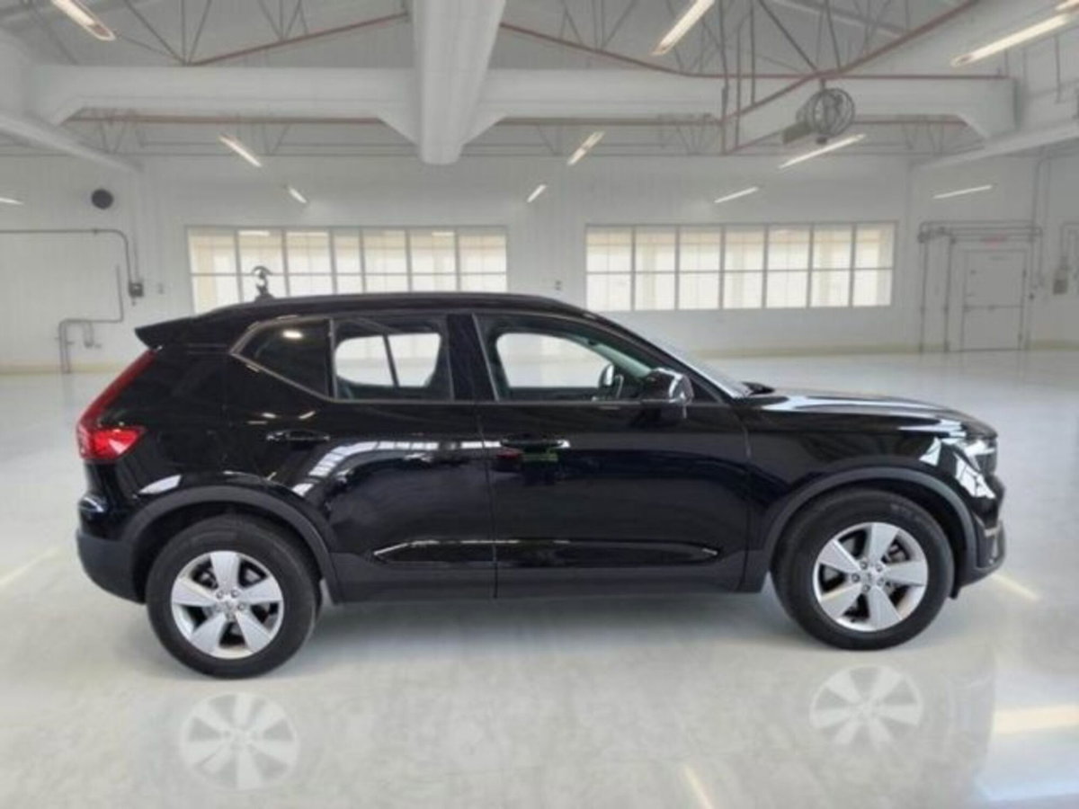 Volvo XC40 D3 Geartronic Business Plus (5)