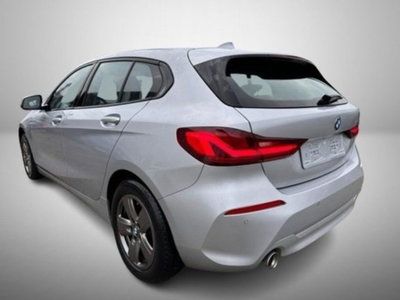 BMW Serie 1 116d 2.0 116CV cat 5 porte Attiva DPF (3)