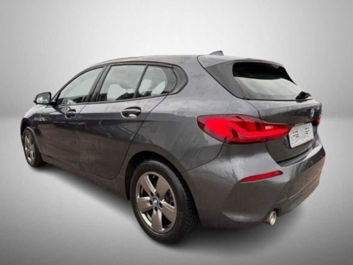 BMW Serie 1 116d 2.0 116CV cat 5 porte Attiva DPF (3)