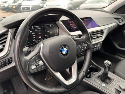 BMW Serie 1 116d 2.0 116CV cat 5 porte Attiva DPF (5)