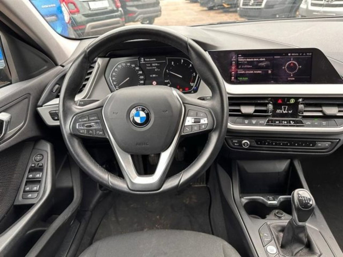 BMW Serie 1 116d 2.0 116CV cat 5 porte Attiva DPF (7)