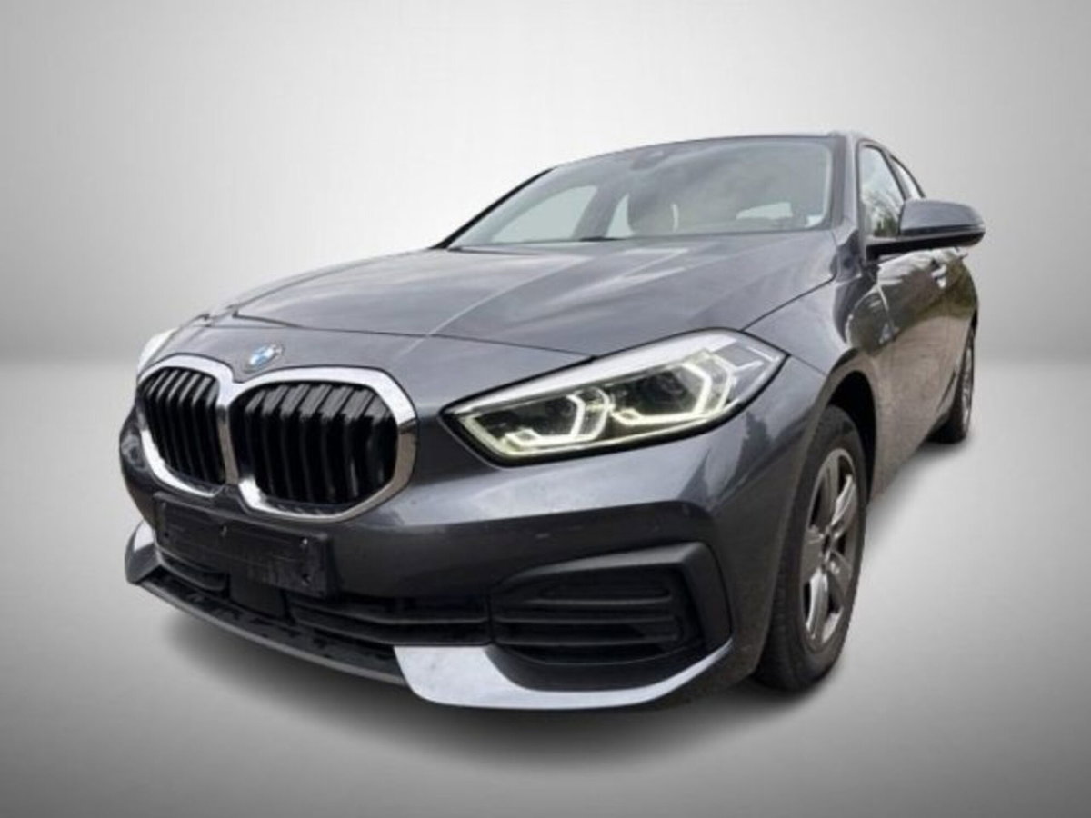 BMW Serie 1 116d 2.0 116CV cat 5 porte Attiva DPF
