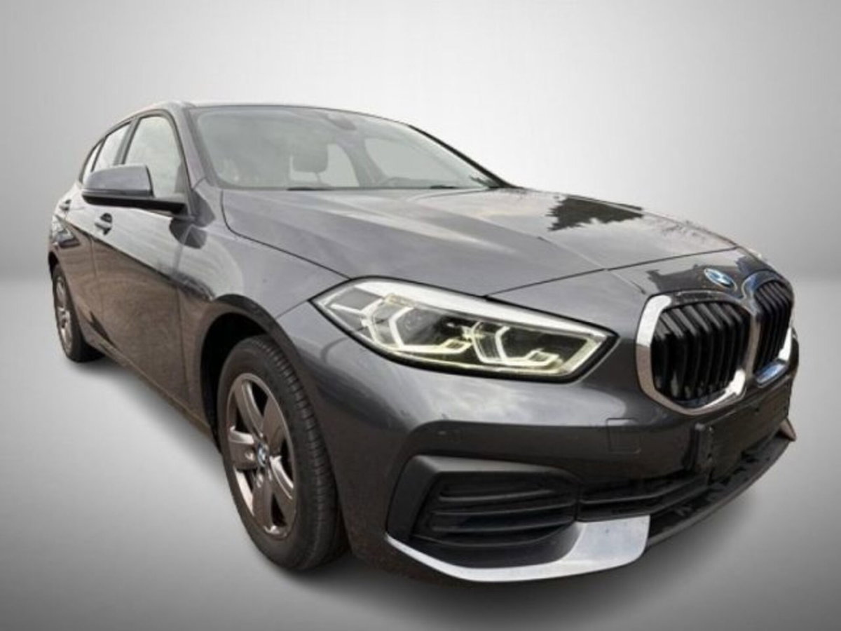 BMW Serie 1 116d 2.0 116CV cat 5 porte Attiva DPF (2)