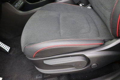 Hyundai Tucson 1.6 t-gdi 48V Xtech 2wd mt (13)