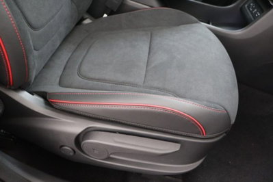 Hyundai Tucson 1.6 t-gdi 48V Xtech 2wd mt (14)