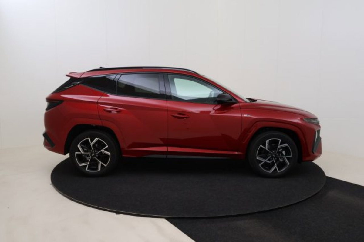 Hyundai Tucson 1.6 t-gdi 48V Xtech 2wd mt (5)
