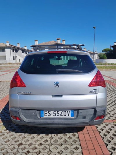 Peugeot 3008 1.6 e-HDi 115CV cambio robotizzato Stop&Start Active (2)
