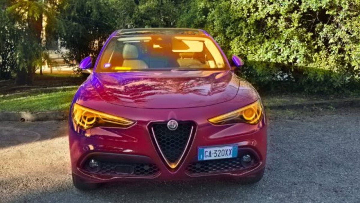 Alfa Romeo Stelvio Stelvio 2.2 Turbodiesel 190 CV AT8 RWD Executive (2)