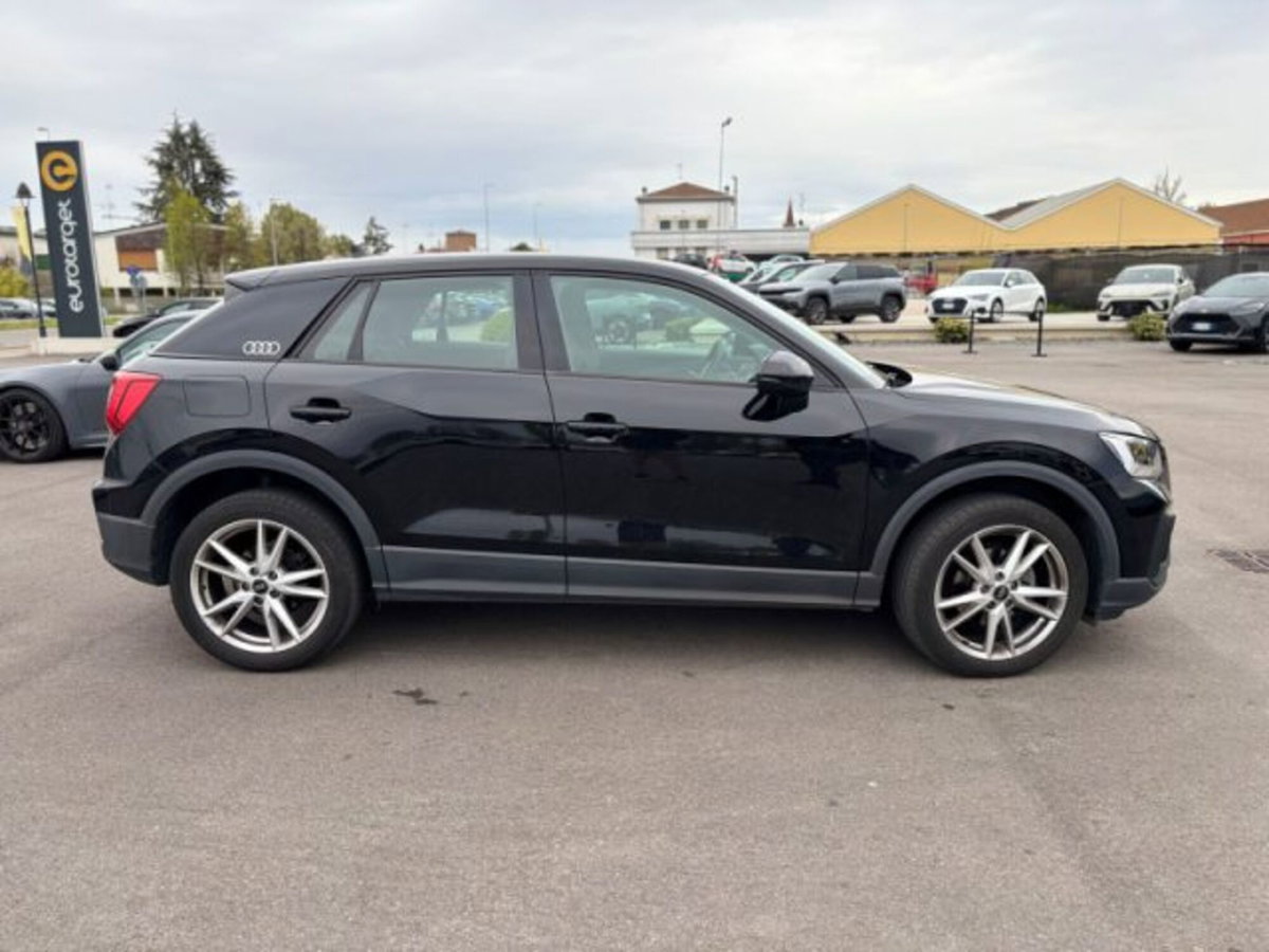 Audi Q2 Q2 30 TDI S tronic Business (8)