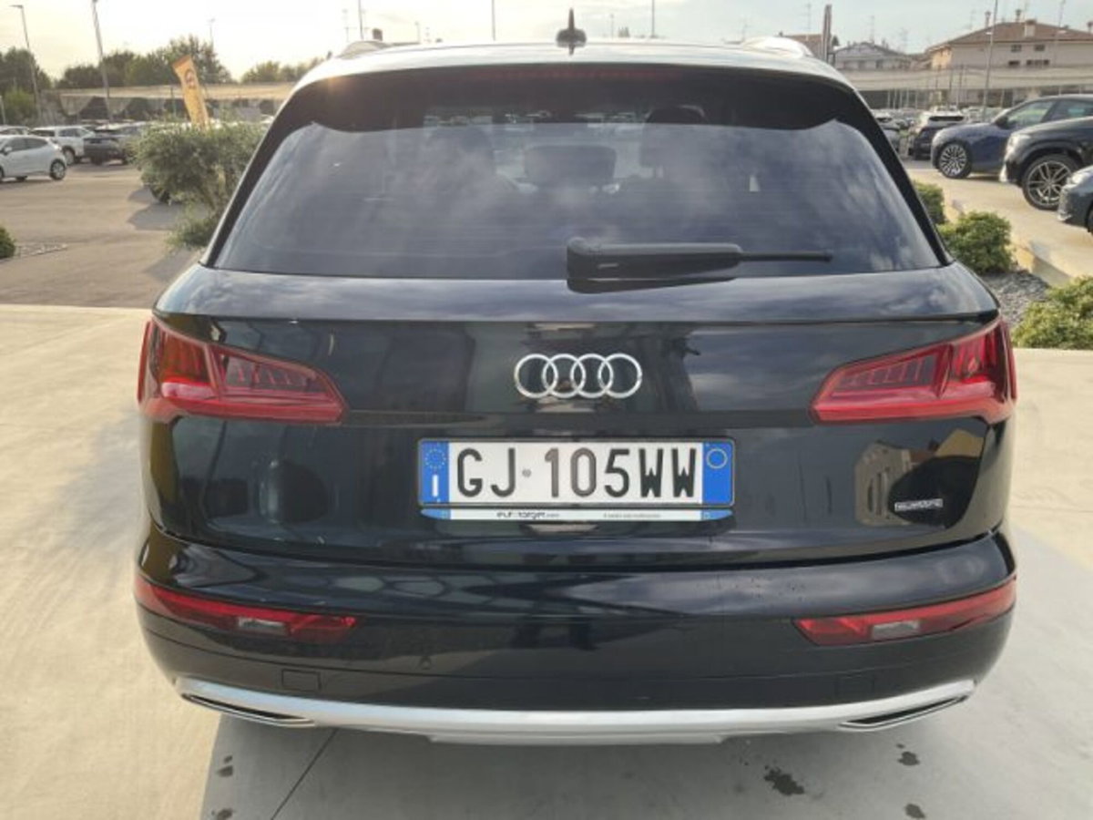 Audi Q5 40 TDI quattro S tronic Sport (7)