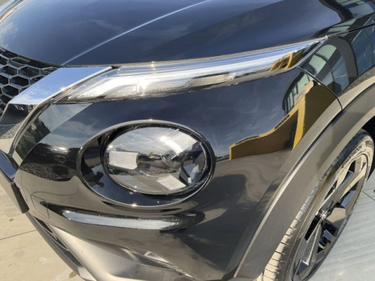 Nissan Juke 1.0 dig-t N-Connecta 114cv (4)
