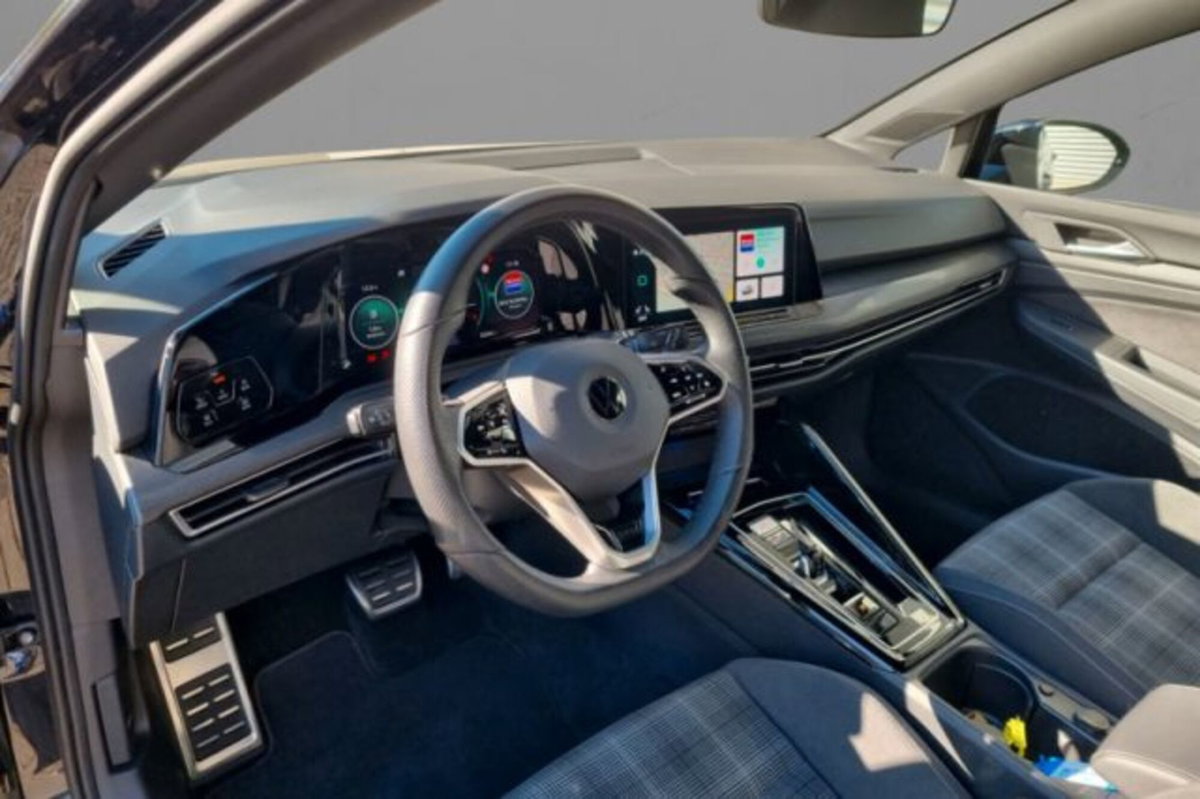 Volkswagen Golf 2.0 TDI GTD DSG (6)