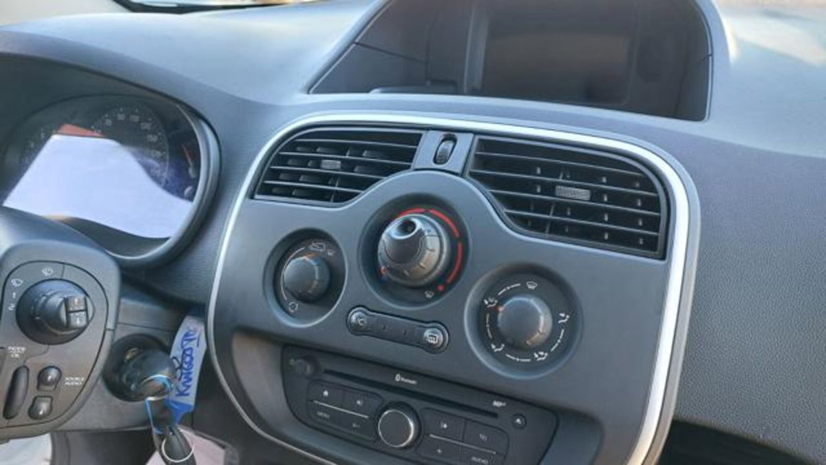 Renault Kangoo Blue dCi 95CV Express Maxi Combi Ice Plus (11)