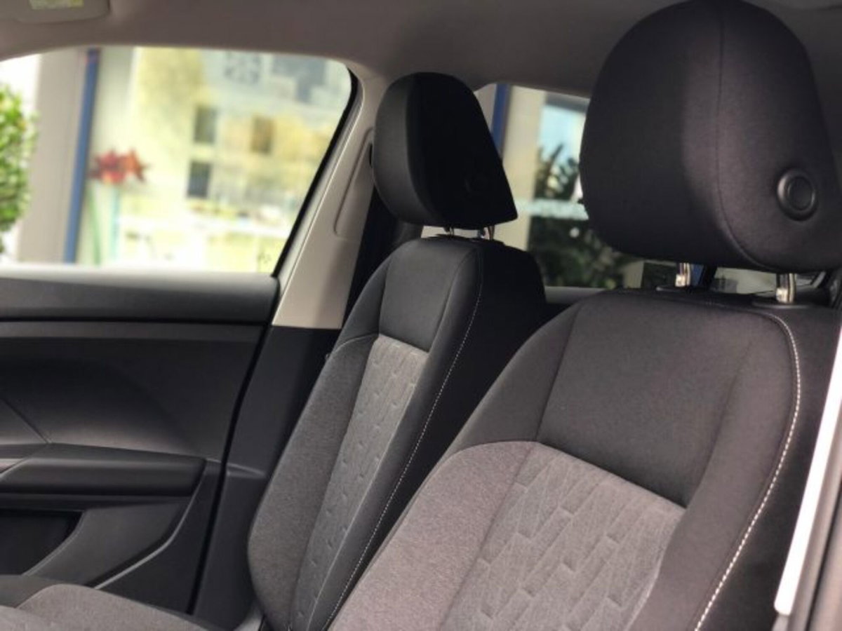 Volkswagen T-Cross 1.0 tsi Edition 115cv (10)