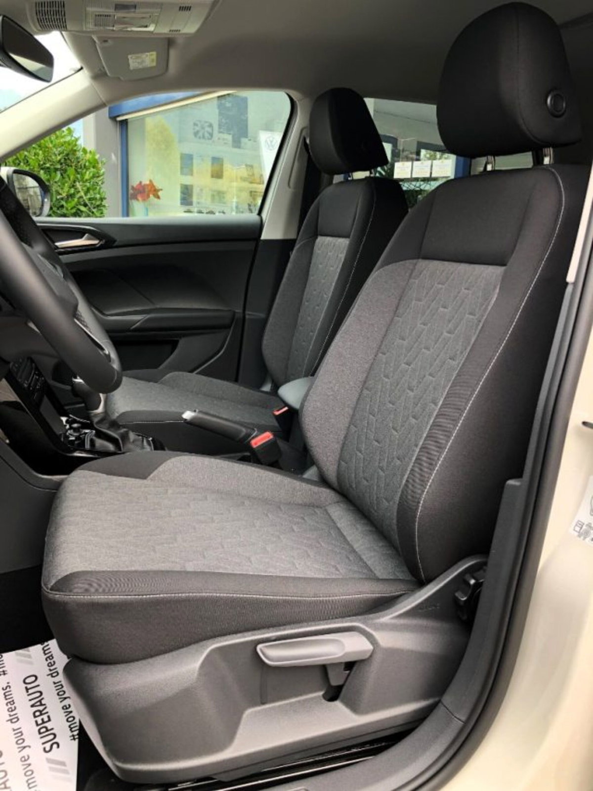 Volkswagen T-Cross 1.0 tsi Edition 115cv (11)