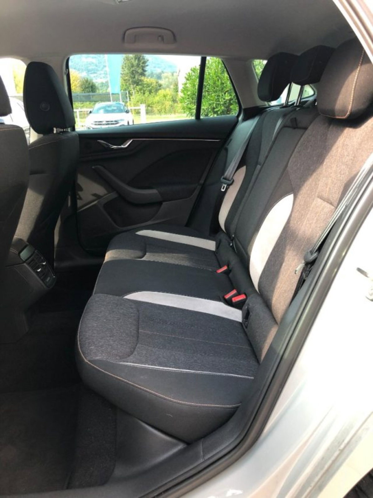Skoda Scala 1.0 tsi Selection 115cv dsg (12)