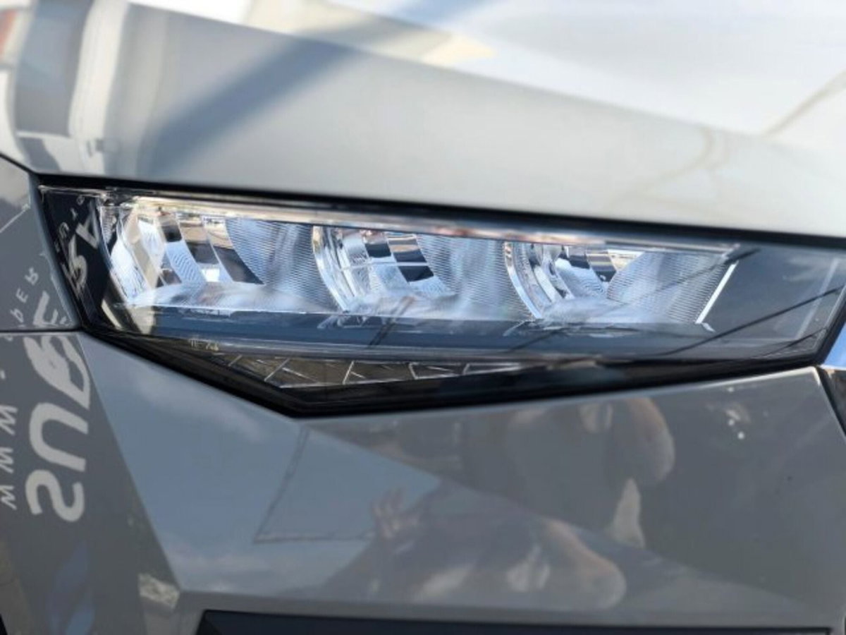 Skoda Scala 1.0 tsi Selection 115cv dsg (3)