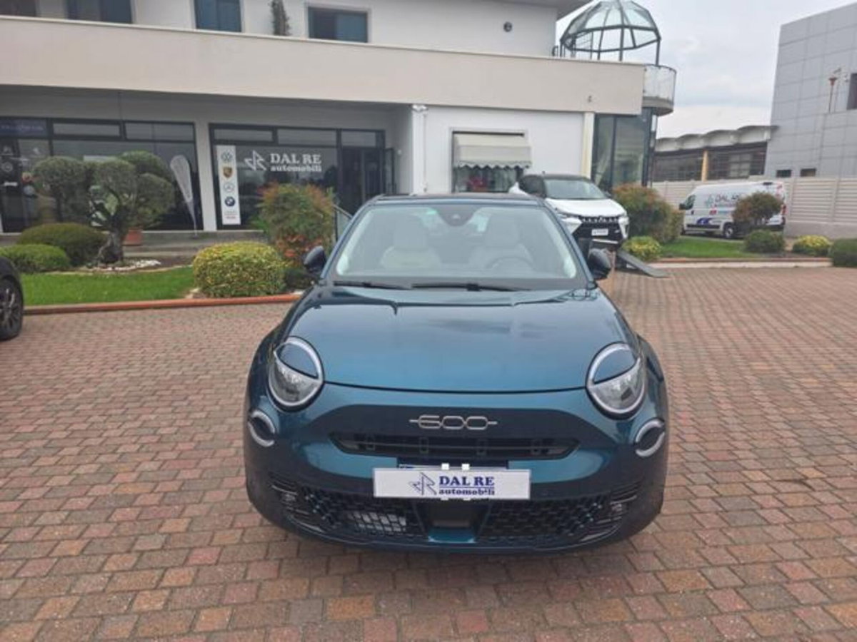 Fiat 600 1.2 Business 100cv (2)