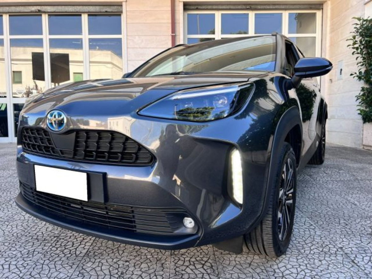 Toyota Yaris Cross 1.5h GR Sport Black Sky fwd 116cv e-cvt