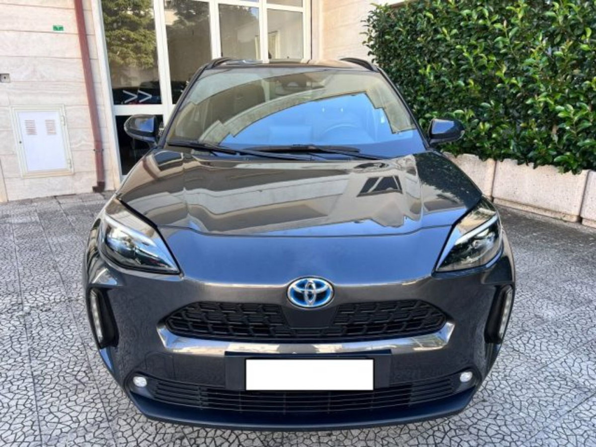 Toyota Yaris Cross 1.5h GR Sport Black Sky fwd 116cv e-cvt (6)