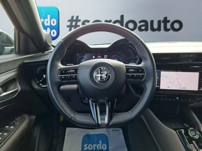 Alfa Romeo Junior 1.2 ibrida Speciale 145cv edct6 (11)