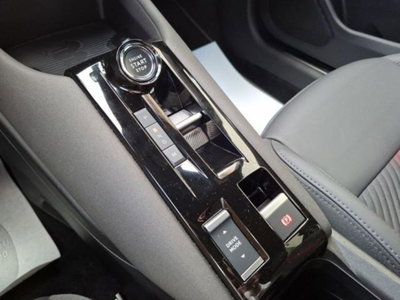 Alfa Romeo Junior 1.2 ibrida Speciale 145cv edct6 (15)