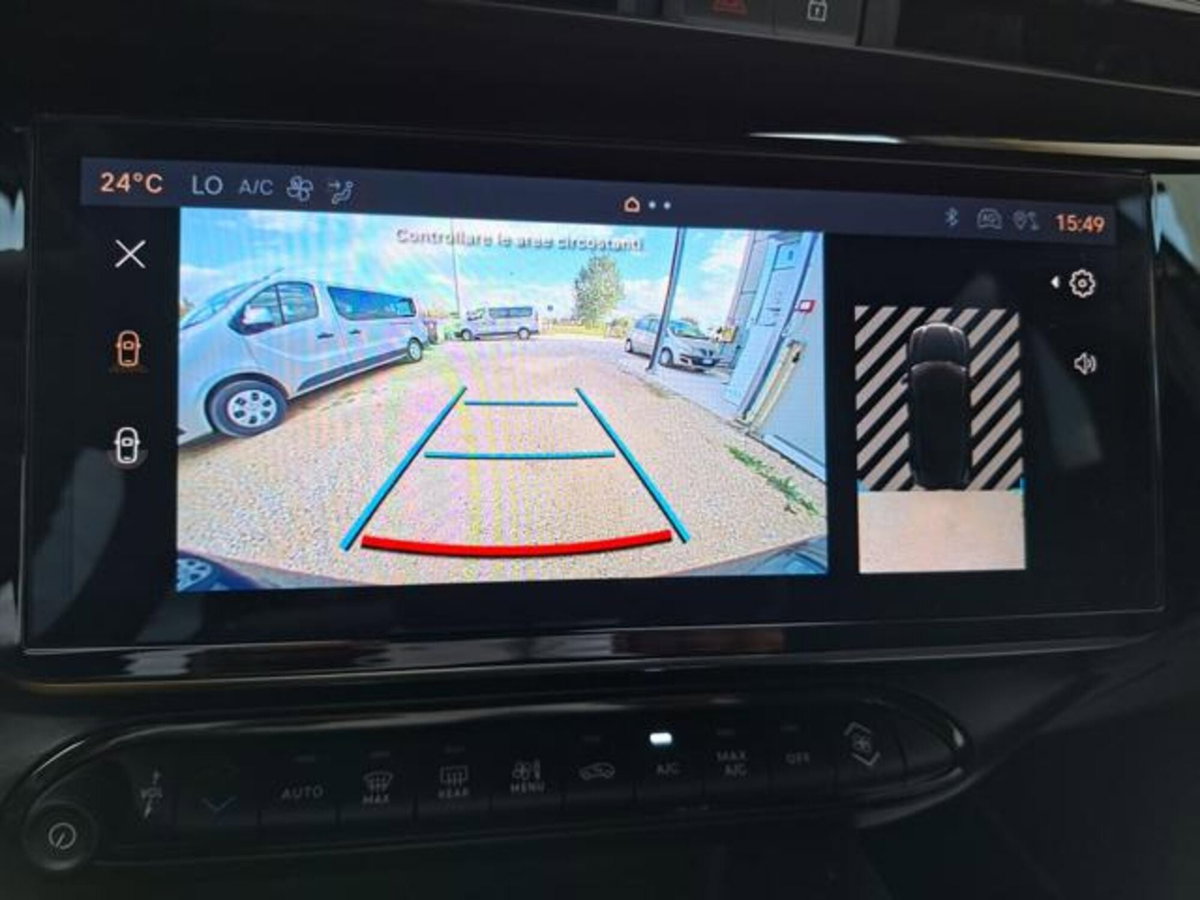 Alfa Romeo Junior 1.2 ibrida Speciale 145cv edct6 (17)